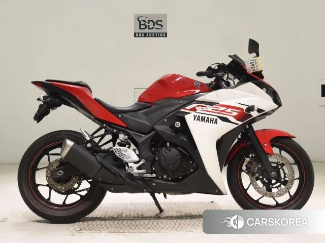 Проданный Yamaha YZF-R25 2015 из Японии