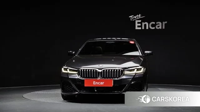 BMW 5 Series (G30) id 3493826 из Кореи 13