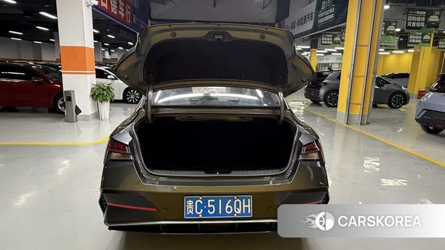 Hyundai Elantra id 4273481 из Китая 8