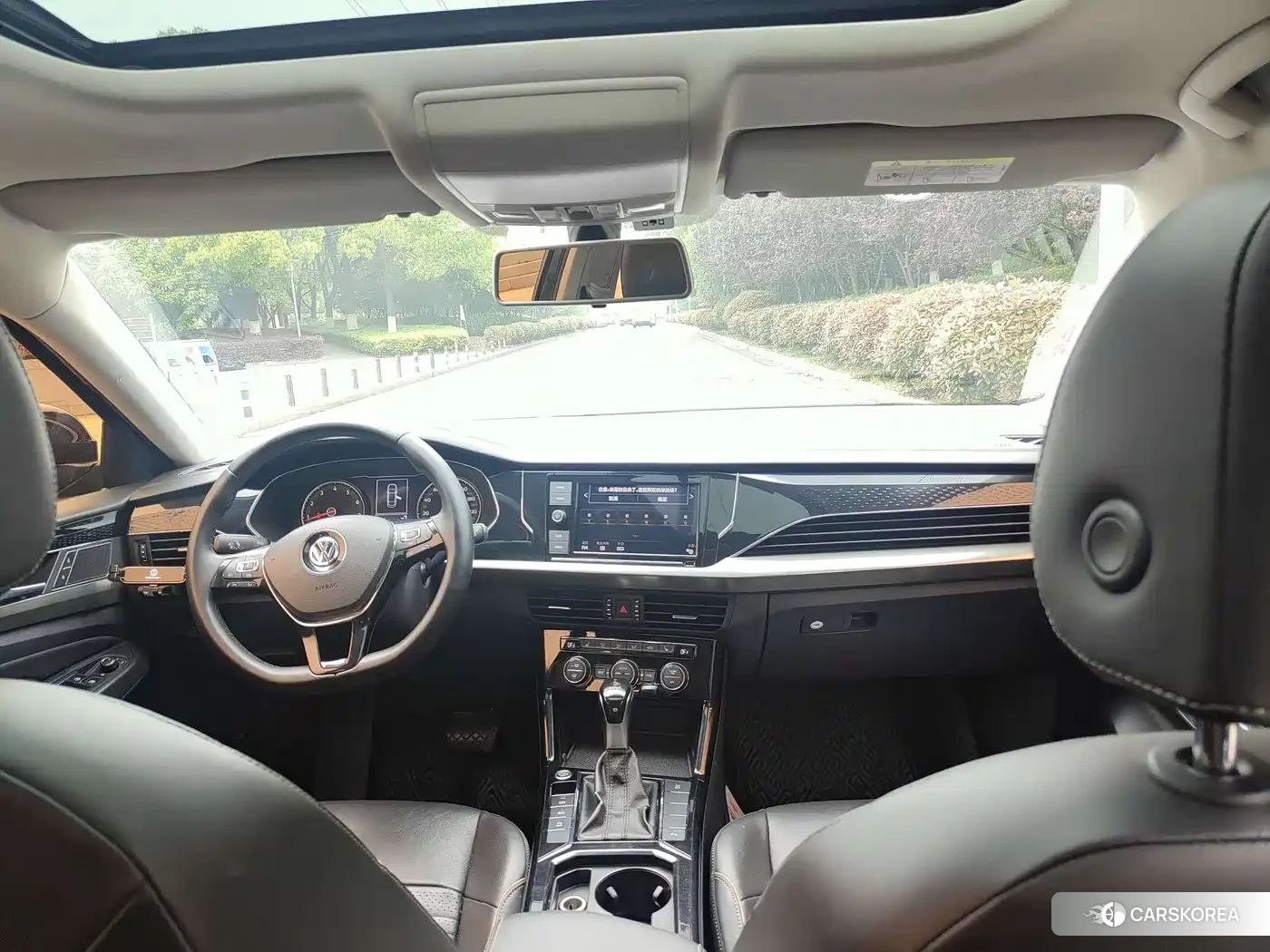 Volkswagen Passat 2020 Черный из Китая, фото 3