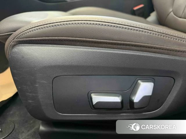 BMW 3 series id 4348448 из Китая 17