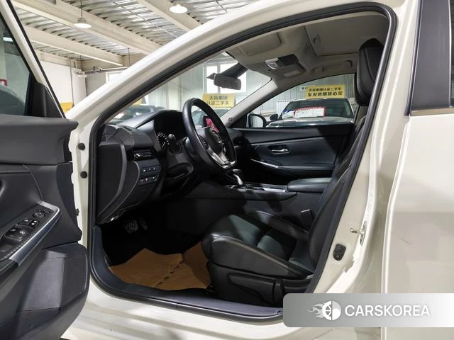 Nissan Xuan Yi 2023 Белый из Китая, фото 5