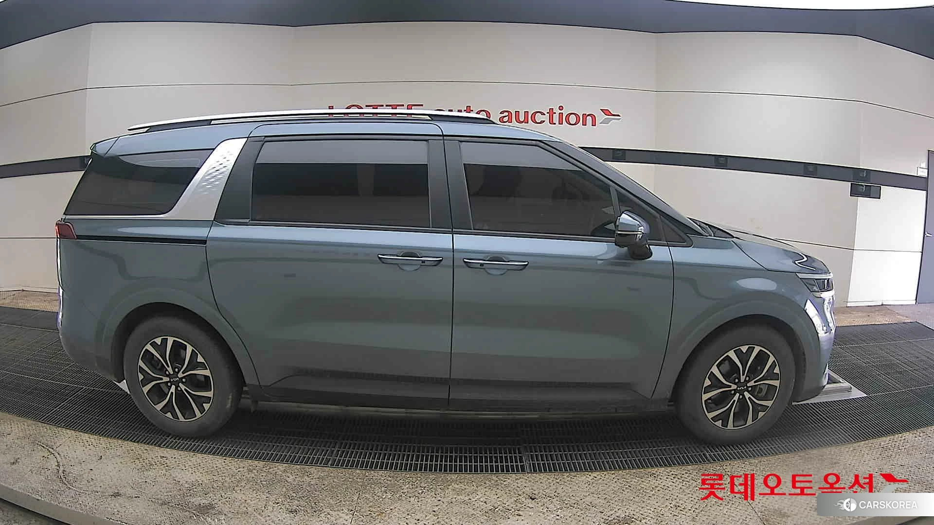 Kia Carnival id 3875846 из Кореи 23