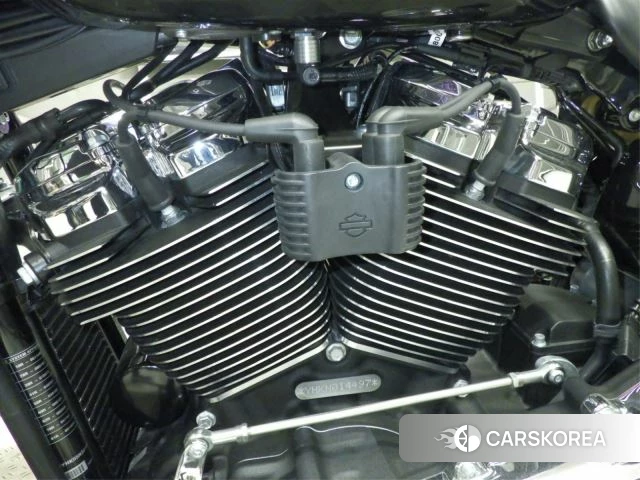 Engine photo