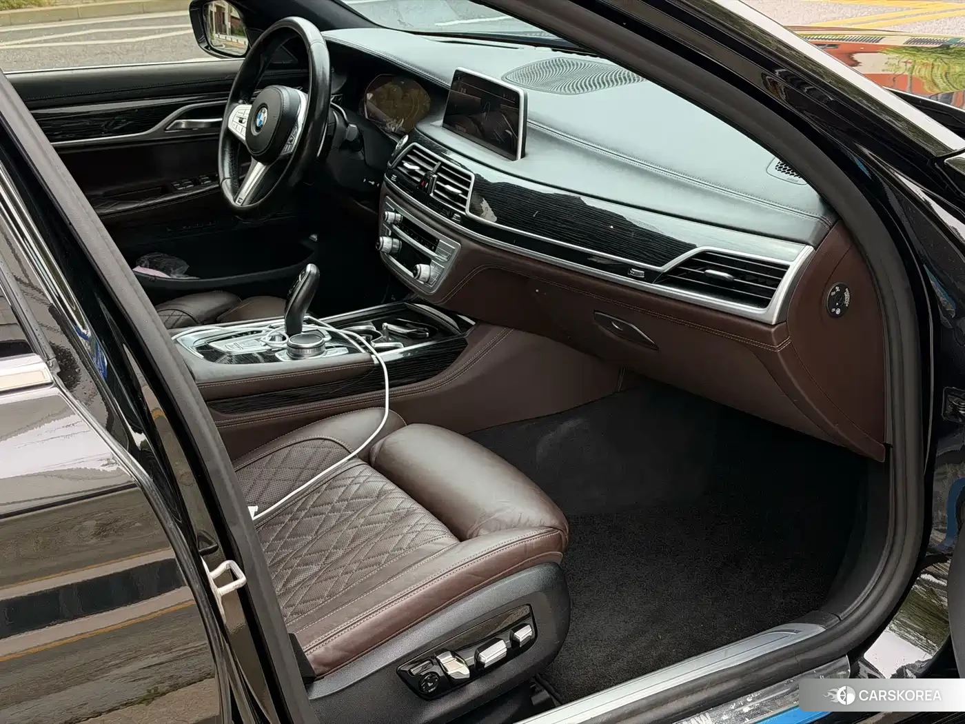 BMW 7 series 2021 Черный из Китая, фото 3