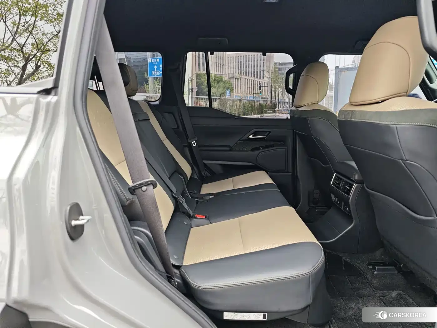 Lexus GX id 4600675 из Китая 19
