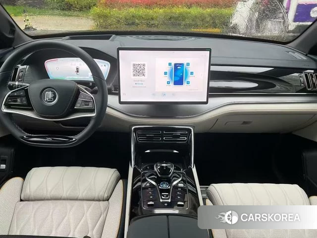 BYD Tang Yi 2026 Темно-серый из Китая, фото 3