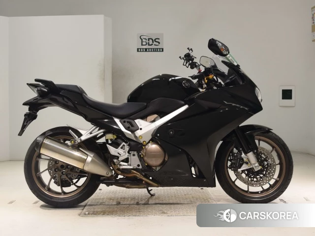 Проданный Honda VFR800F 2014 из Японии, фото 3