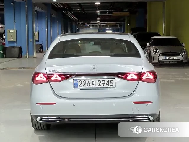 Mercedes-Benz E-Class W214 id 3496711 из Кореи 13