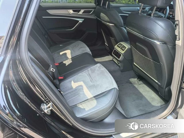 Audi A6L id 3856102 из Китая 13