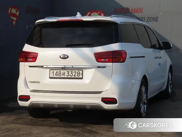 Kia The New Carnival id 3504798 из Кореи 13