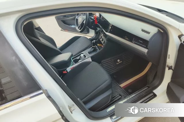 Volkswagen Bora id 4273494 из Китая 10