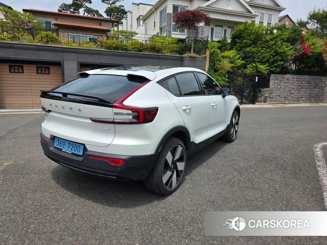 Volvo C40 Richards 2024 Белый из Кореи, фото 3