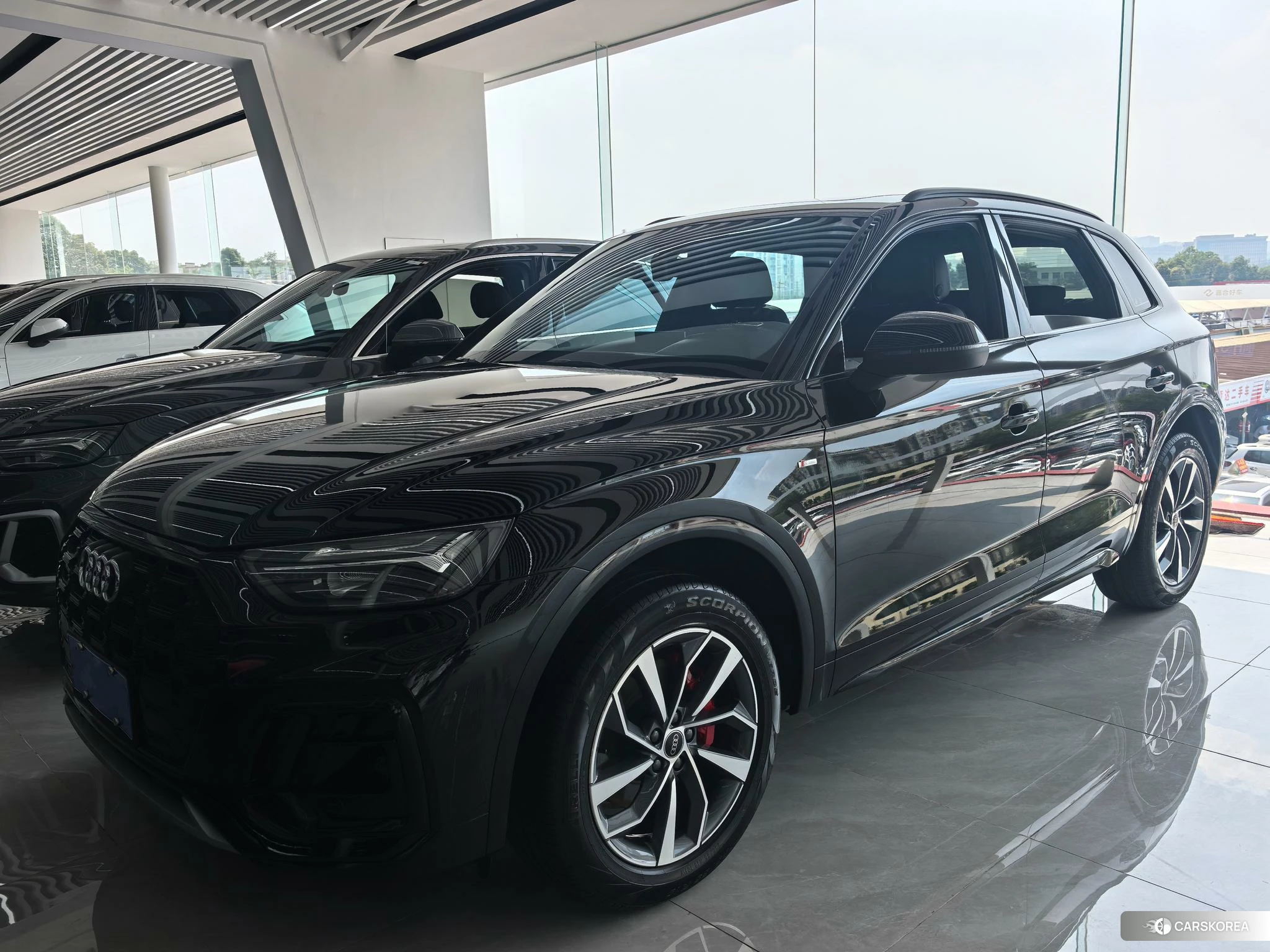 Audi Q5L id 4441210 из Китая 8