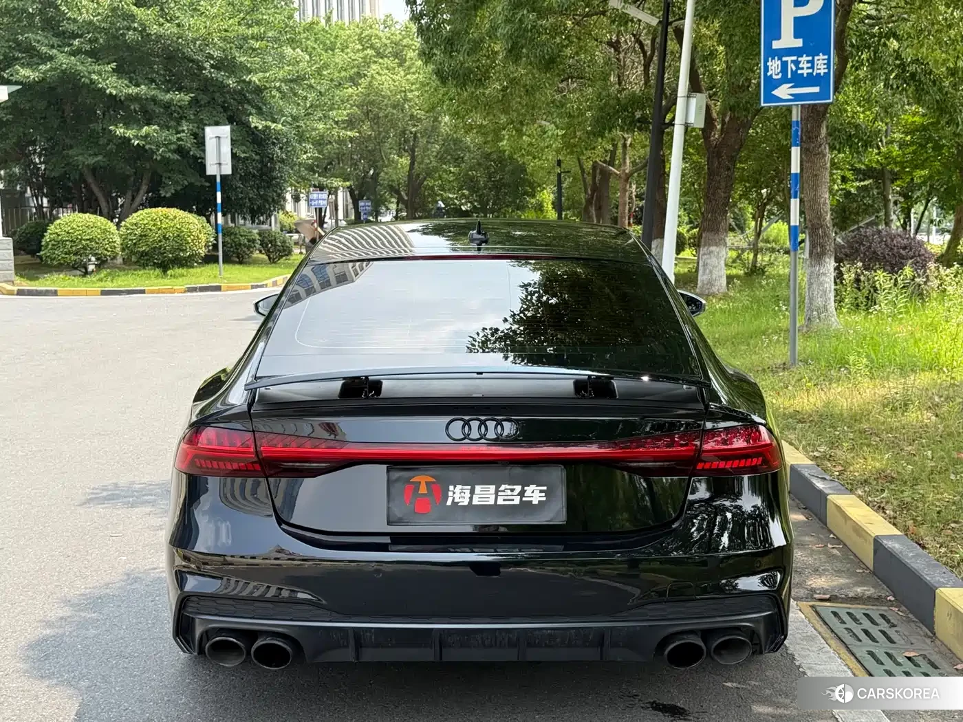 Audi S7 2021 Черный из Китая, фото 3