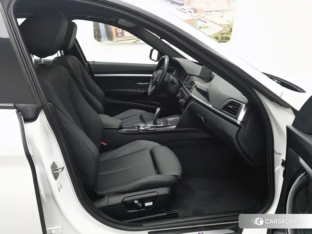 BMW 3 series GT id 4628285 из Китая 17