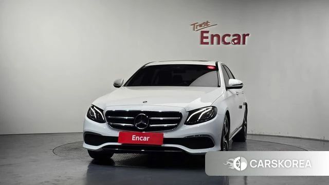 Mercedes-Benz E-Class W213 id 4519962 из Кореи 23