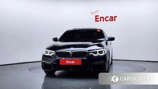 BMW 5 Series (G30) id 3380051 из Кореи 13