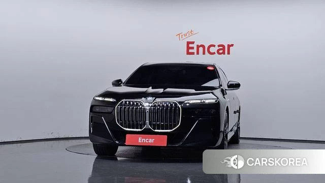 BMW 7 Series (G70) id 4854124 из Кореи 23