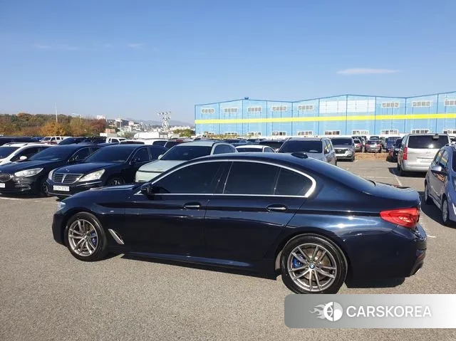 BMW 5 Series (G30) id 3403307 из Кореи 13