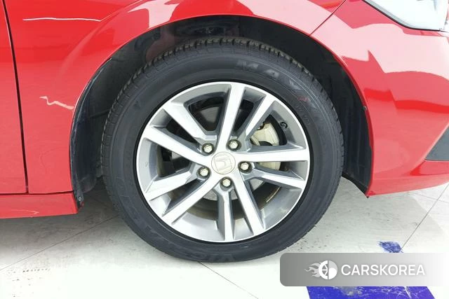 Honda Civic id 4333431 из Китая 10
