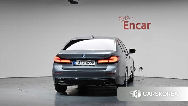 BMW 5 Series (G30) id 3953475 из Кореи 13