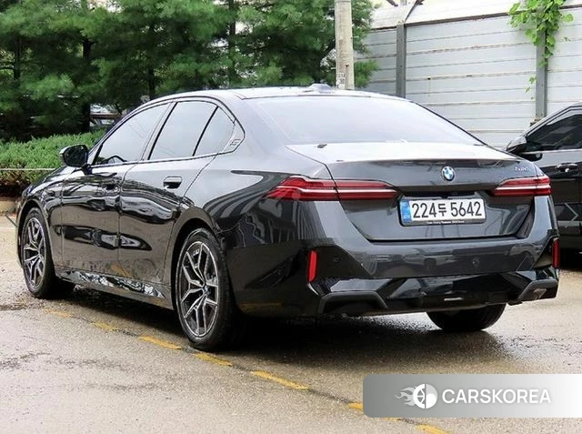 BMW 5 Series (G60) id 4571185 из Кореи 13