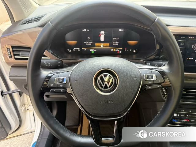 Volkswagen Tuyue id 4255954 из Китая 18