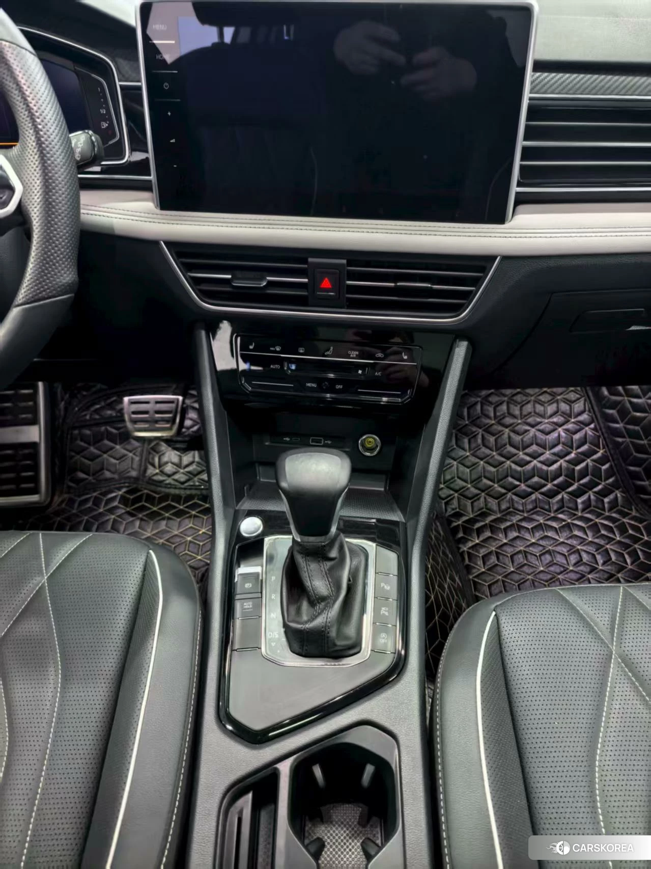 Volkswagen Tiguan L 2021 Белый из Китая, фото 3