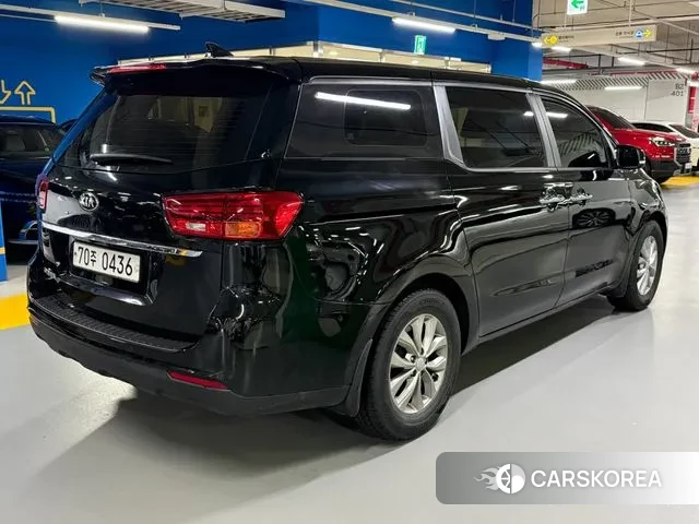 Kia The New Carnival id 3573668 из Кореи 13