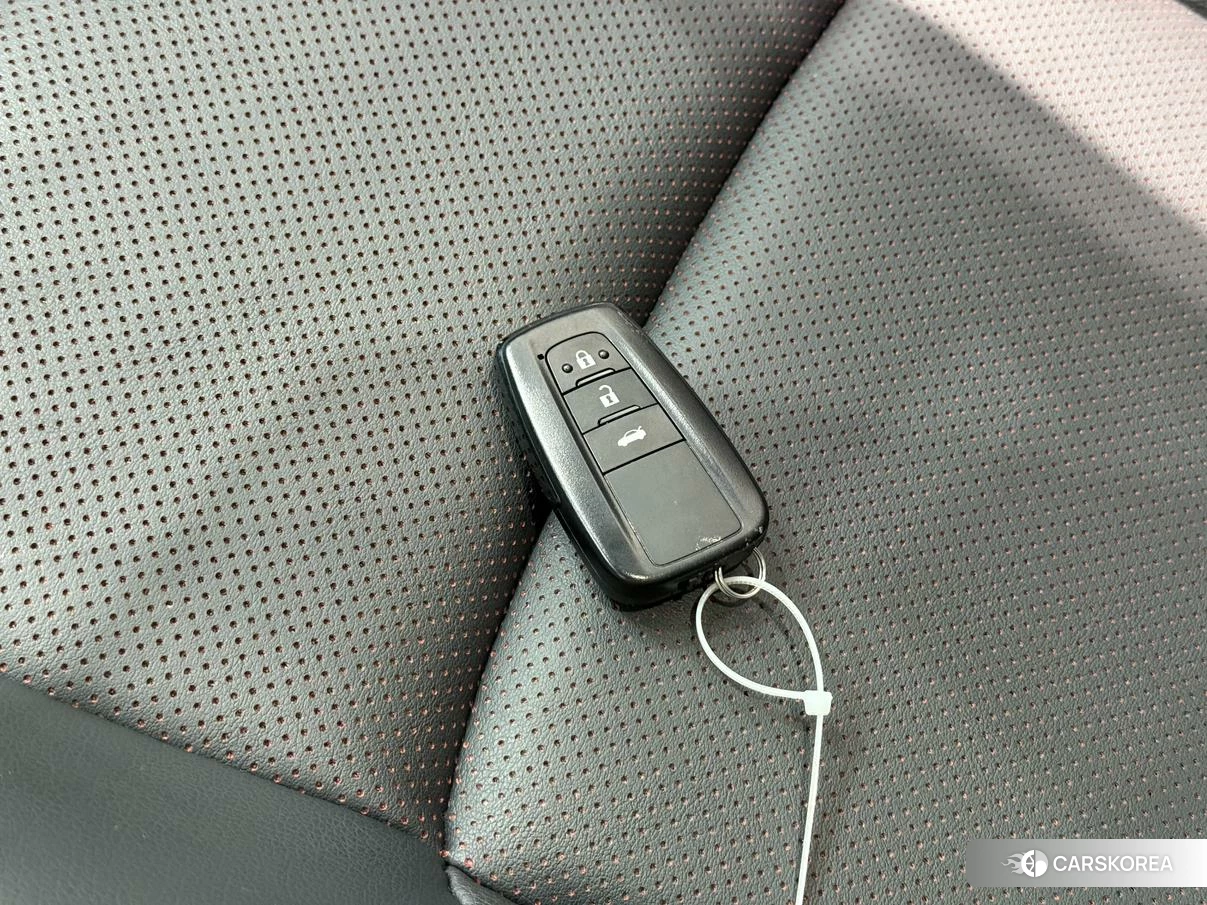 Toyota Levin id 4479545 из Китая 23