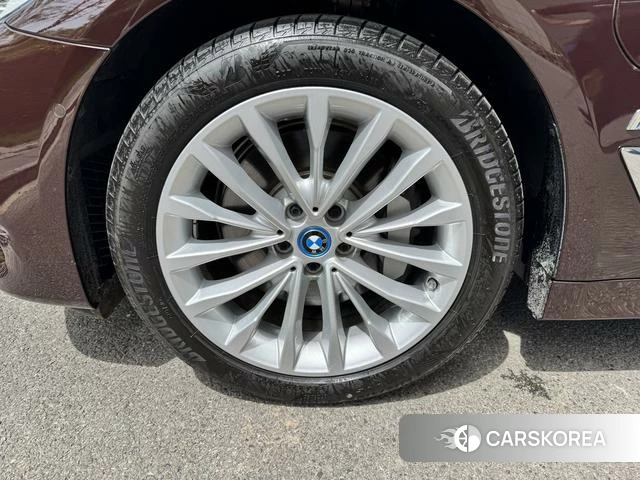 BMW 5 series PHEV id 4208440 из Китая 14