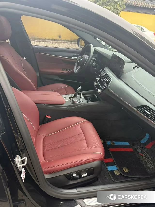 BMW 5 series PHEV 2021 Черный из Китая, фото 4
