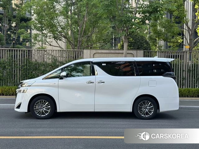 Toyota Wilfa 2022 Белый из Китая, фото 3