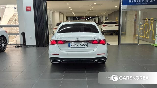 Mercedes-Benz E-Class W214 id 3952645 из Кореи 13