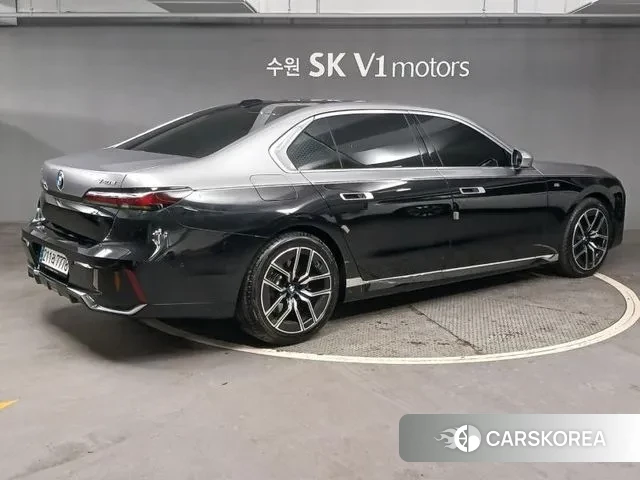 BMW 7 Series (G70) id 3431301 из Кореи 13