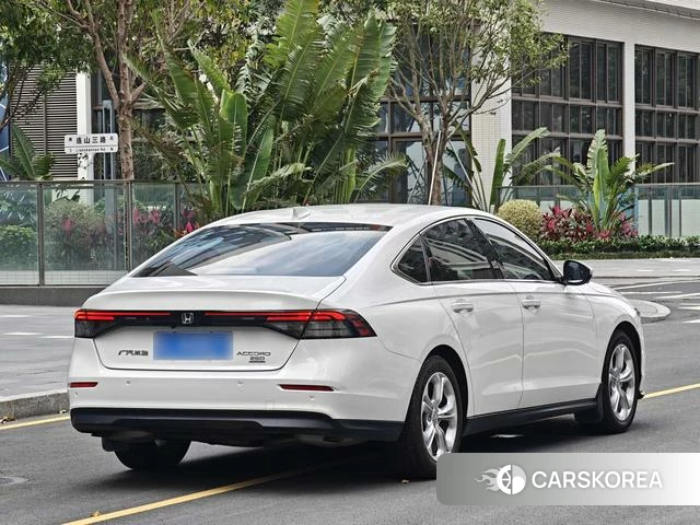 Honda Accord 2023 Белый из Китая, фото 4