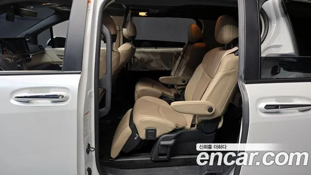 Toyota Sienna 4th Generation id 2673044 из Кореи 13