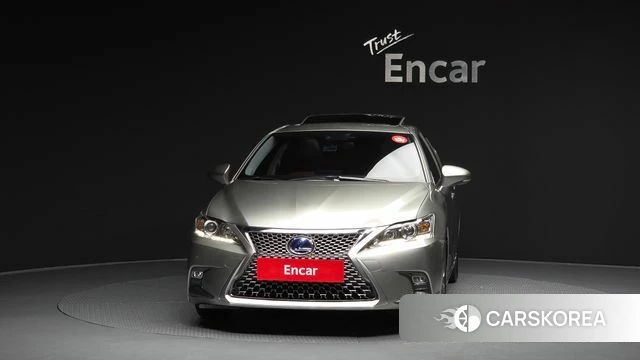 Lexus CT200h id 3867469 из Кореи 13