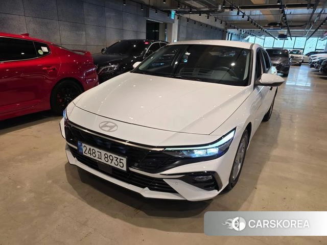 Hyundai The New Avante (CN7) 2023 Белый из Кореи, фото 6