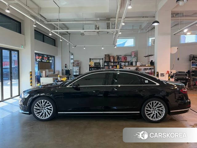 Audi A8 (D5) 2020 Черный из Кореи, фото 3