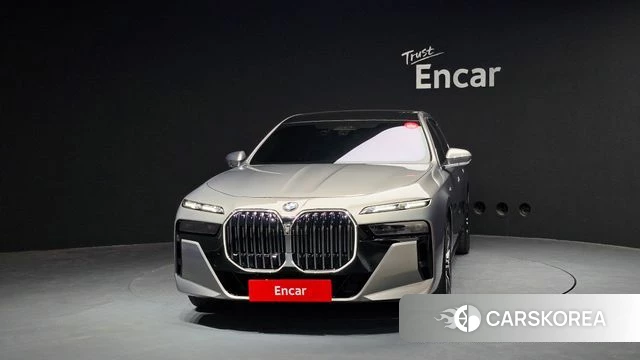 BMW 7 Series (G70) id 4194099 из Кореи 13