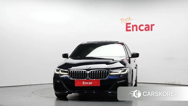 BMW 5 Series (G30) id 3860509 из Кореи 13