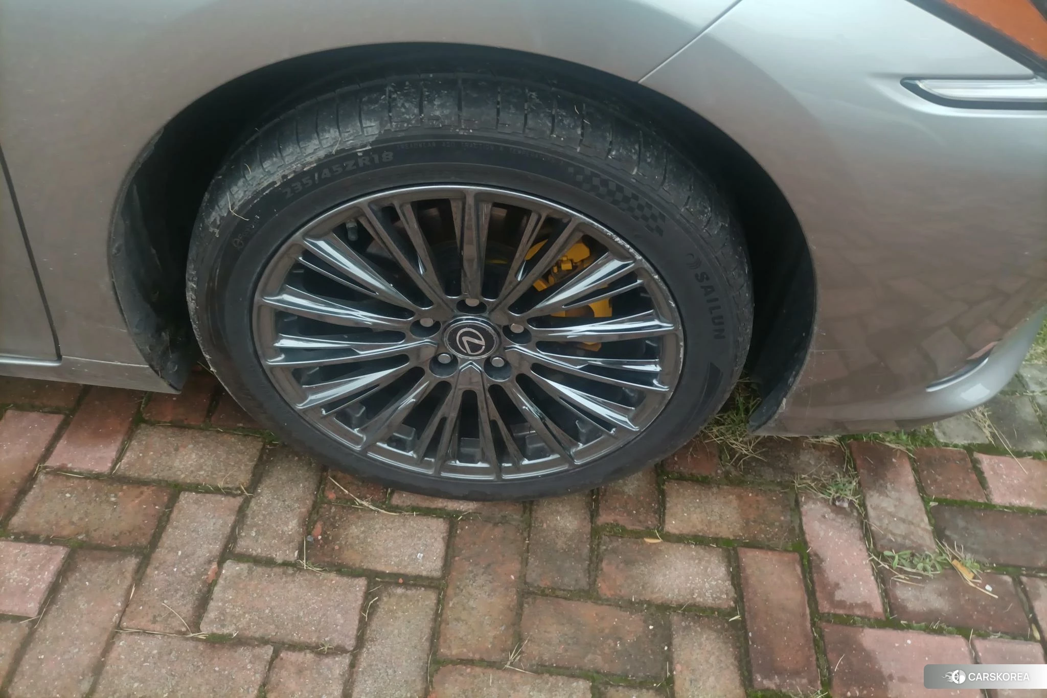 Lexus ES id 4473853 из Китая 10