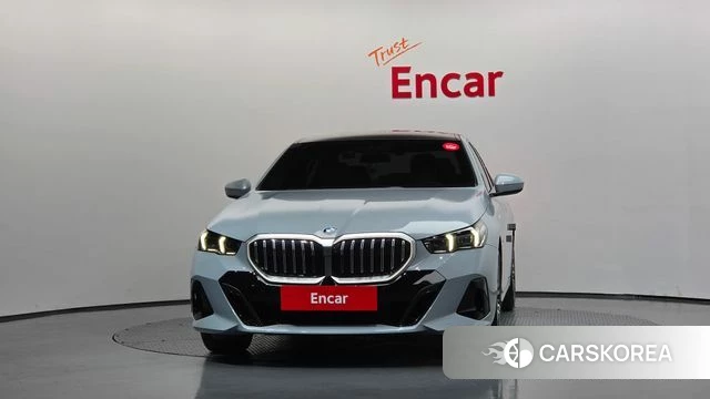 BMW 5 Series (G60) id 4715020 из Кореи 23