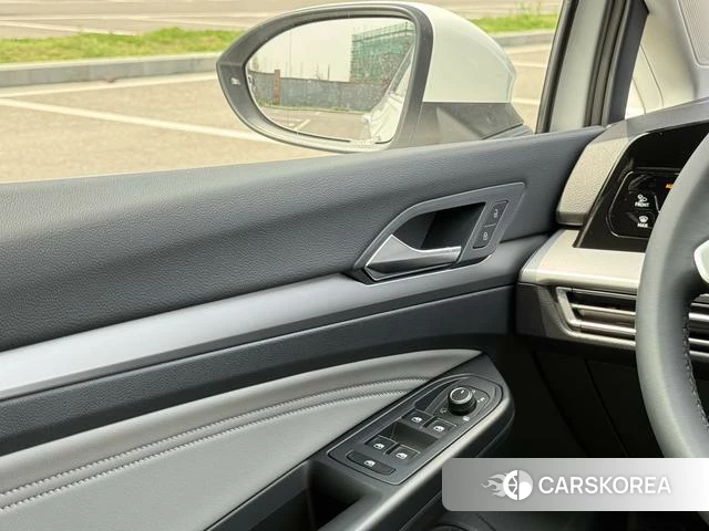 Volkswagen Golf id 4261340 из Китая 14