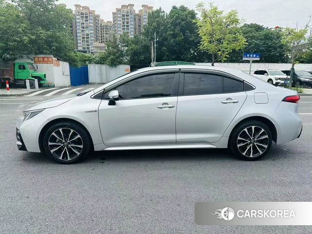 Toyota Lei Ling 2021 Серебристо-серый из Китая, фото 3