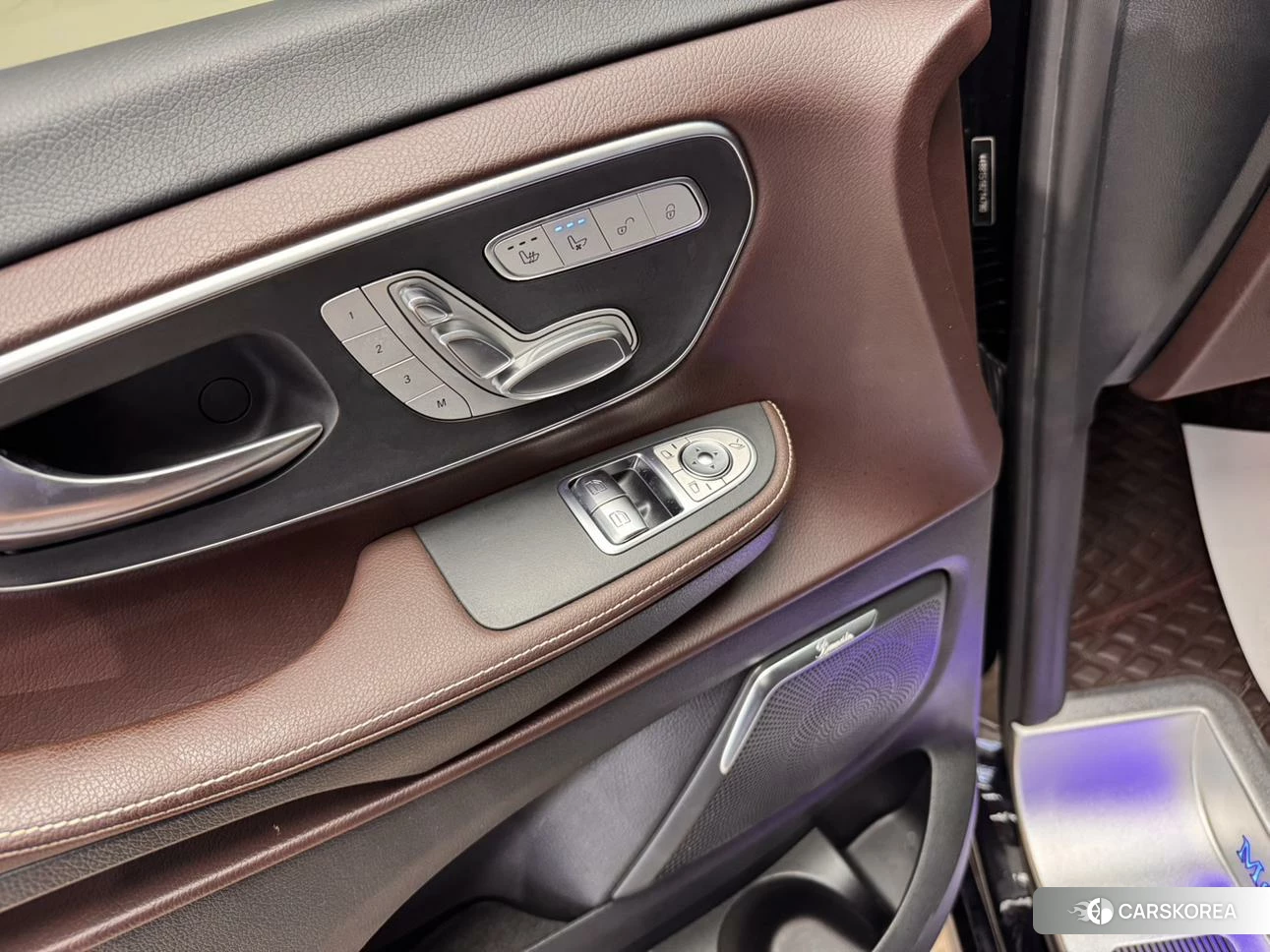 Mercedes-Benz V-class id 4405882 из Китая 19
