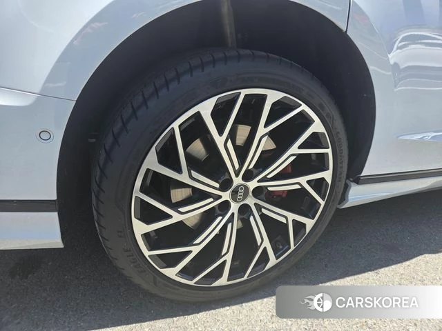 Audi S8 (D5) id 4266886 из Кореи 9