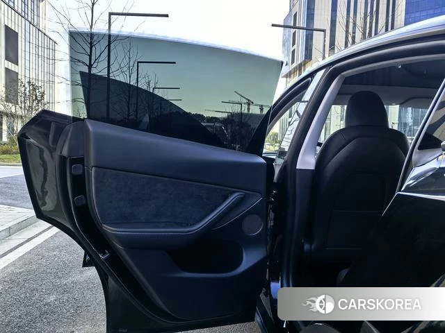Tesla Model Y id 4205777 из Китая 23